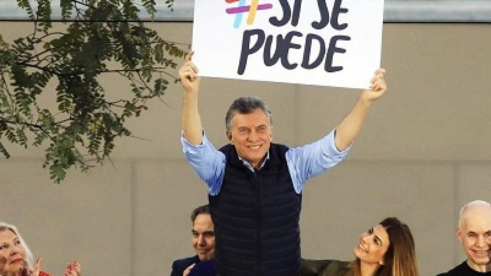 Municipales de Neuquén denuncian haber sido obligados a participar del acto de Macri